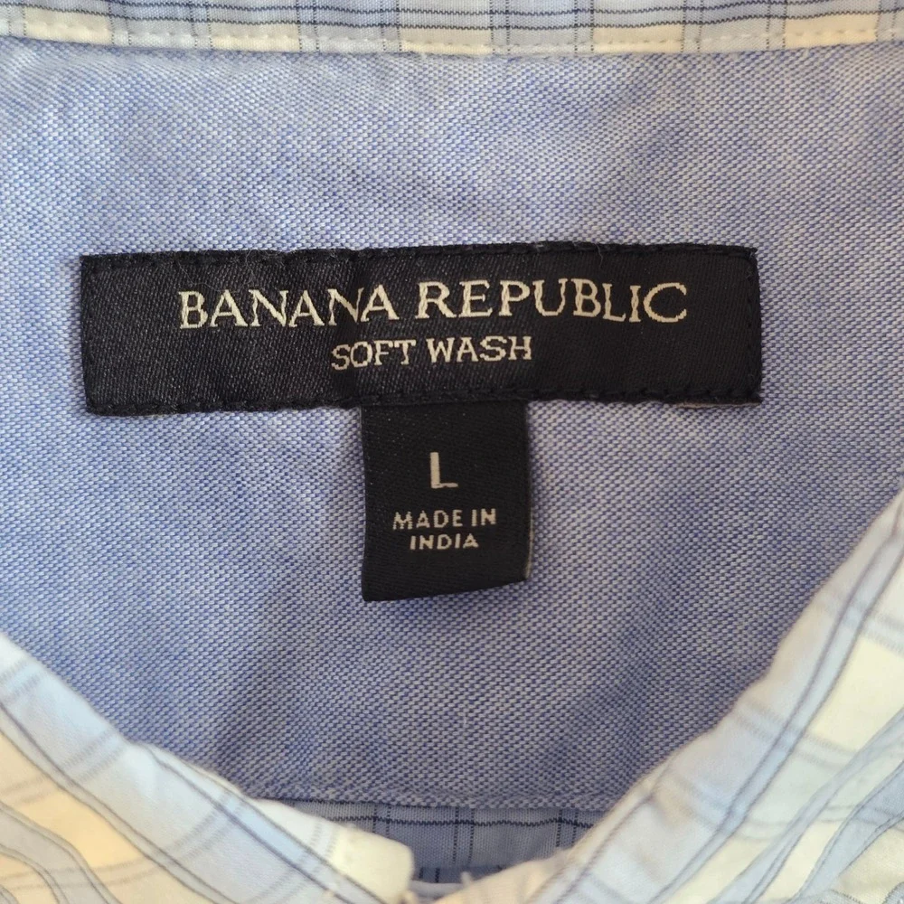 Banana Republic Men's L Blue Plaid Shirt Quiet Luxury Coastal‎ Soft Wash Button